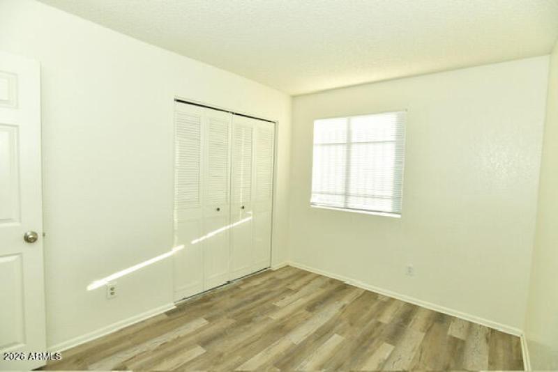 1943 E South Mountain Ave 25