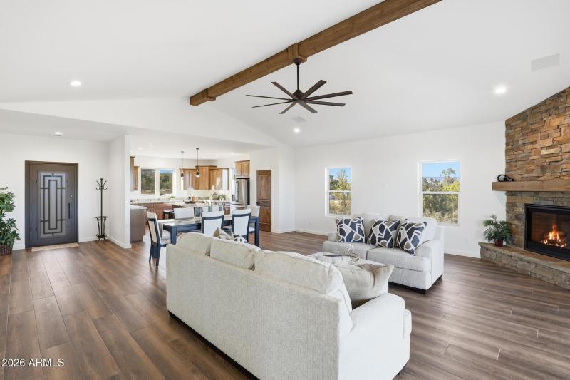 11015_Kinzer_002 copy