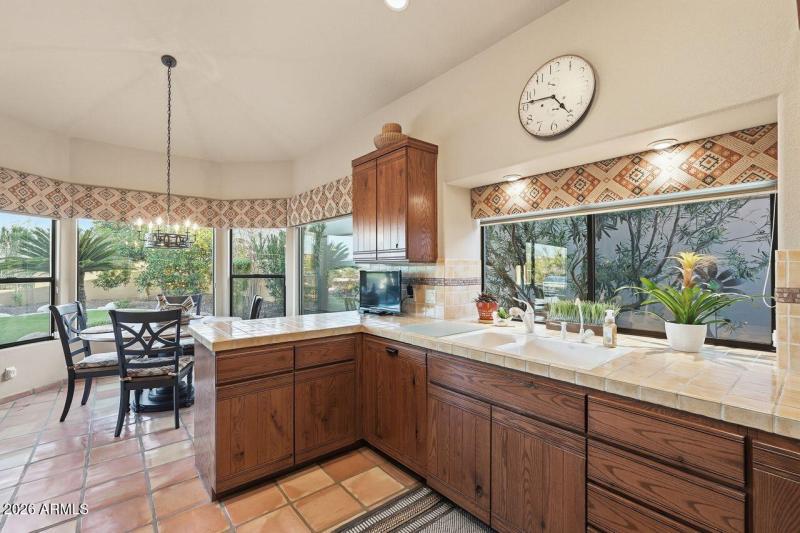 Spacious eat in kitchen