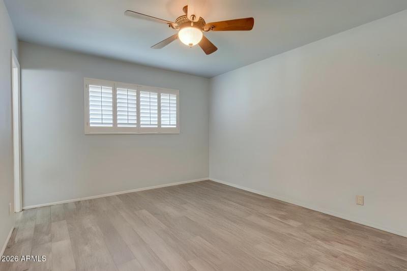 xWayi79ZliG7gzAv_7EAb