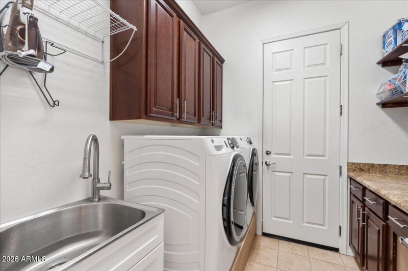 21-Laundry Room