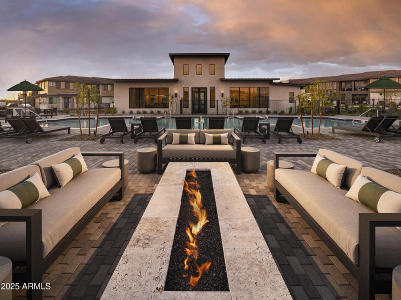 Valle_Norte_Clubhouse_Firepit_0410_conve