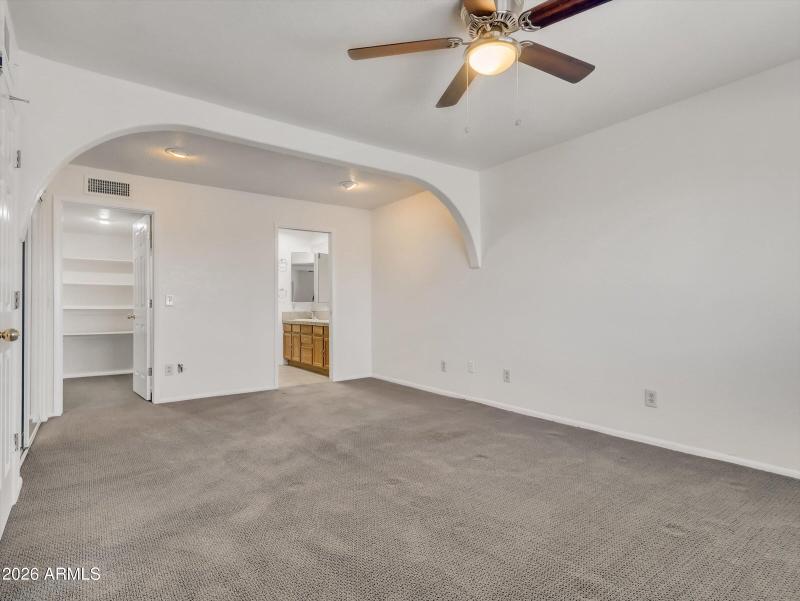 16-1705 E Grandview Road-16