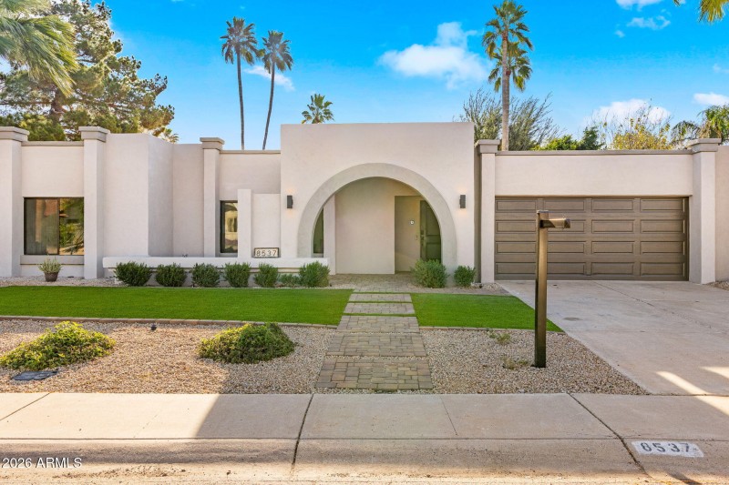 2-web-or-mls-8537 E San Felipe Dr Scottd