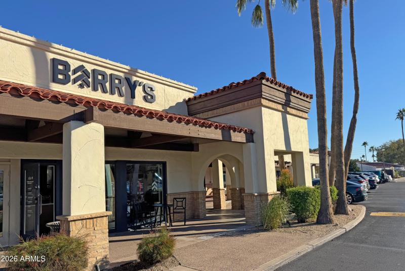 Barry's HighIntensity Gym