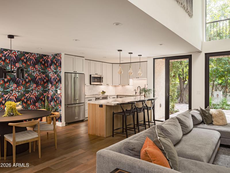 JR36 RPrice Bridgewood Beadle - 0776 WEB