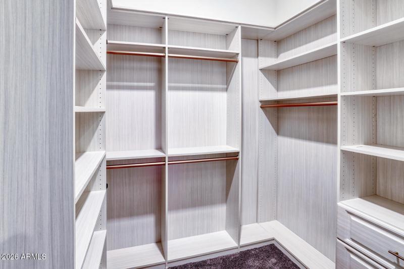 Walk in Closet