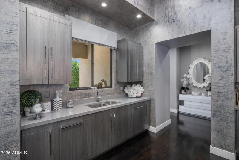 32-web-or-mls-IMG_7390 copy