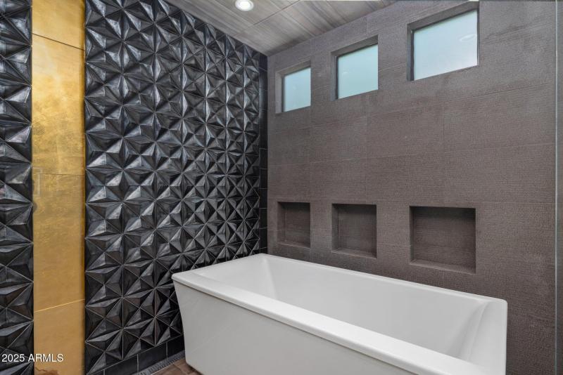 20-web-or-mls-IMG_7144 copy