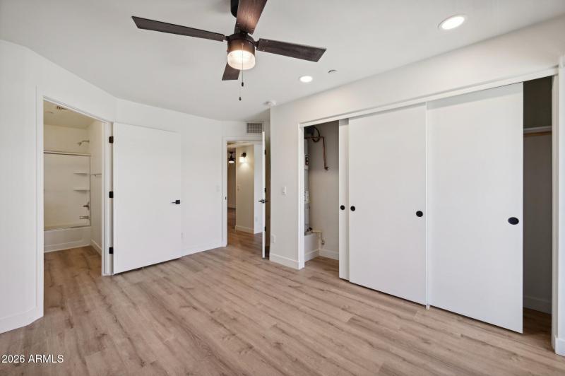 3644 E McDowell Rd-018