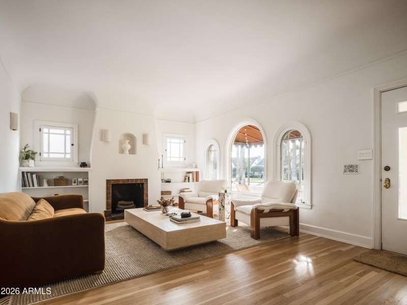 JR52 RPrice - Lynwood 4173 WEB