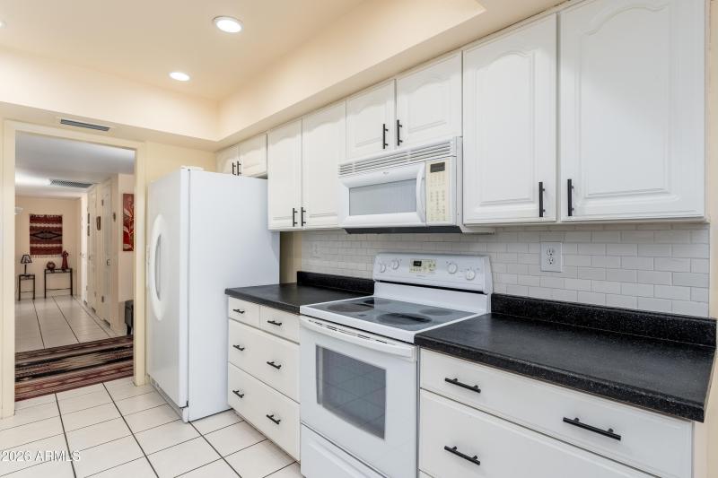 12555 W Seneca Dr - 16