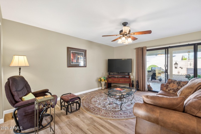 15_13614_W_Echo_Mesa_Dr15_mls