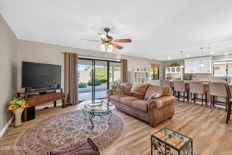 16_13614_W_Echo_Mesa_Dr16_mls