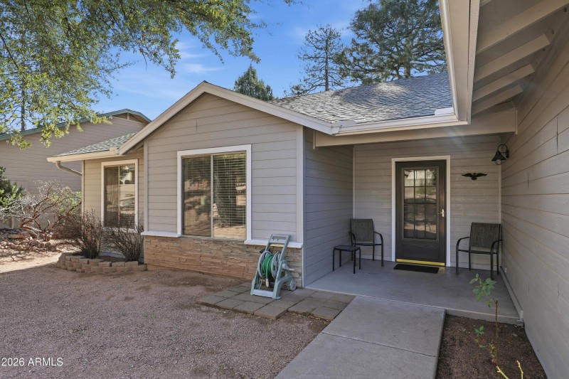 Outside Entryway (2)