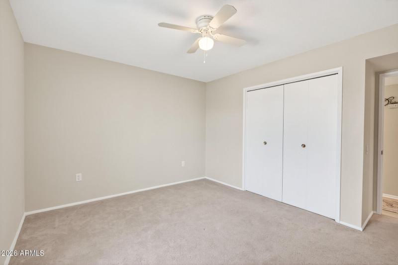 33_9240_W_Hidden_Valley_Lane33_mls