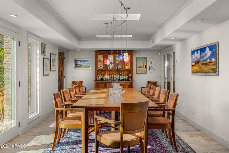 18dining room