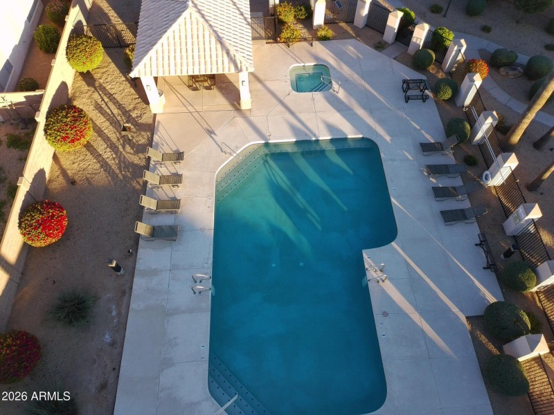 313B90CC-7169-4DBF-AE09-2273A9DC687E