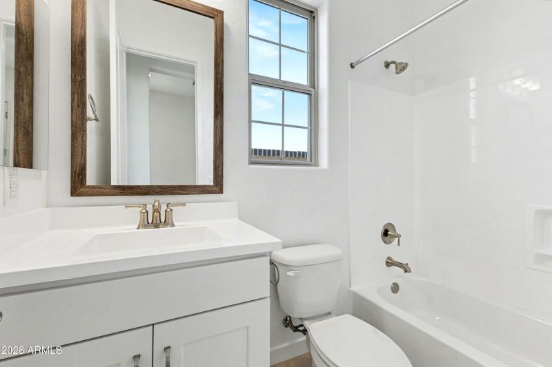 Lot 32 bath 2
