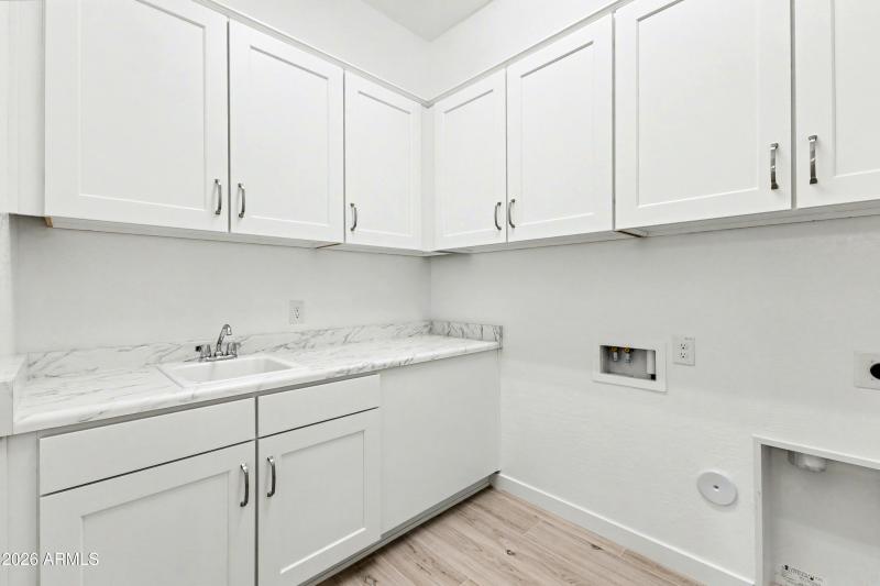 Lot 32 utility room and sink