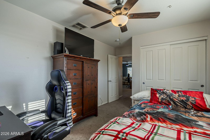 35-web-or-mls-Phelps-35