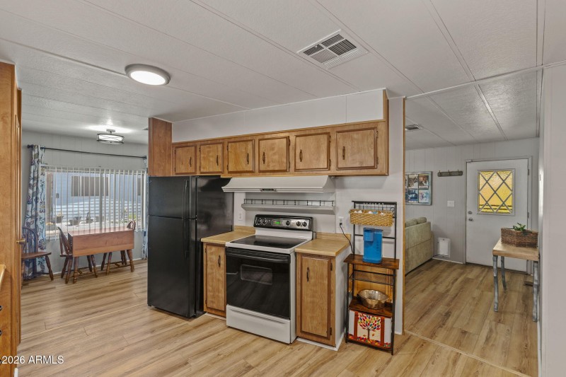 66-web-or-mls-Revised Kitchen-4