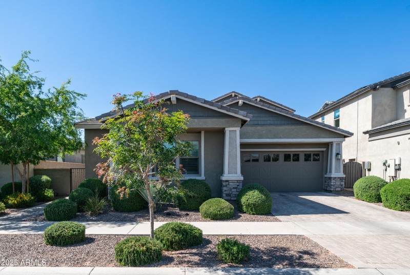 9936 E Revolution Dr Exterior Photos-3