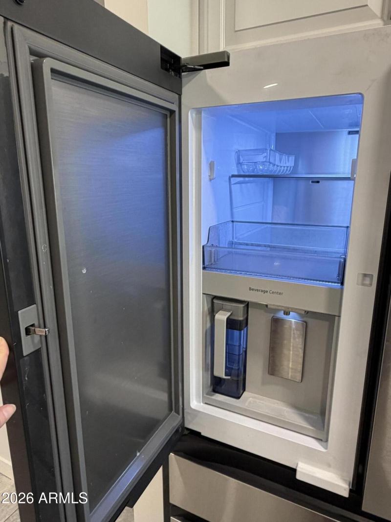 Kitchen Hidden water pitcher