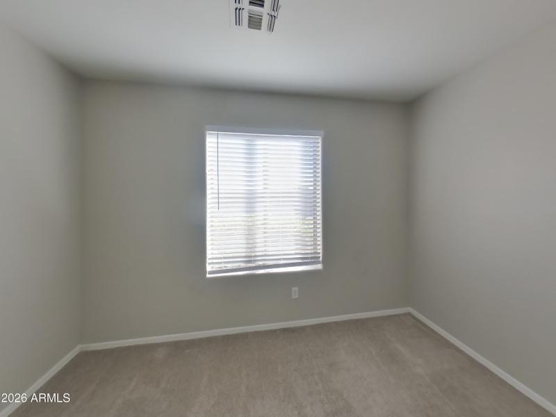 9_pc_kHFwoECjhe_38qCHIIIVn_layout_1