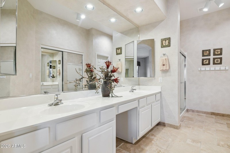 24-web-or-mls-7217-e-canyon-wren-dr