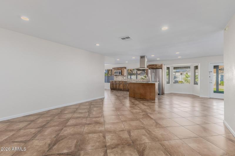 09 Tierra Buena - Copy