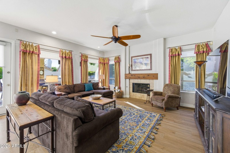 34-web-or-mls-6429 E Clair Dr-34