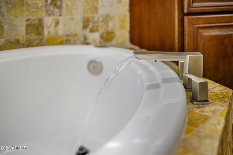 55-web-or-mls-6429 E Clair Dr-55