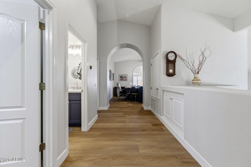 60-web-or-mls-6429 E Clair Dr-60