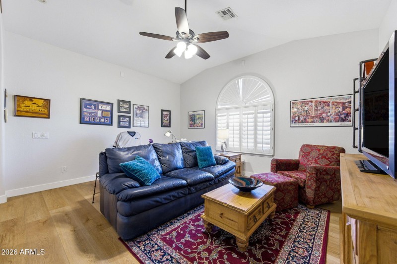 67-web-or-mls-6429 E Clair Dr-67