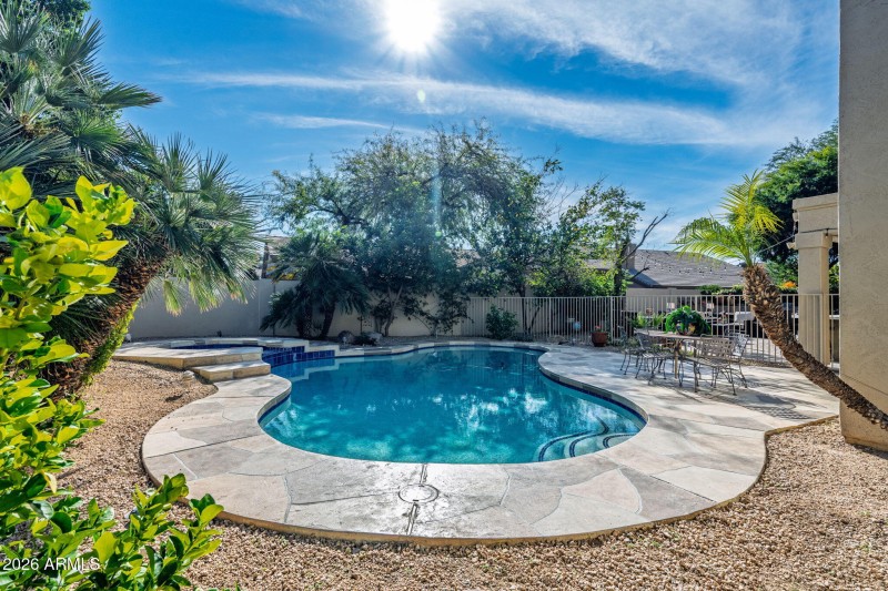 76-web-or-mls-6429 E Clair Dr-76