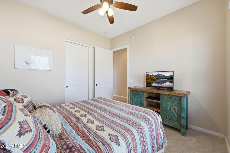 Guest bed 3 east wing