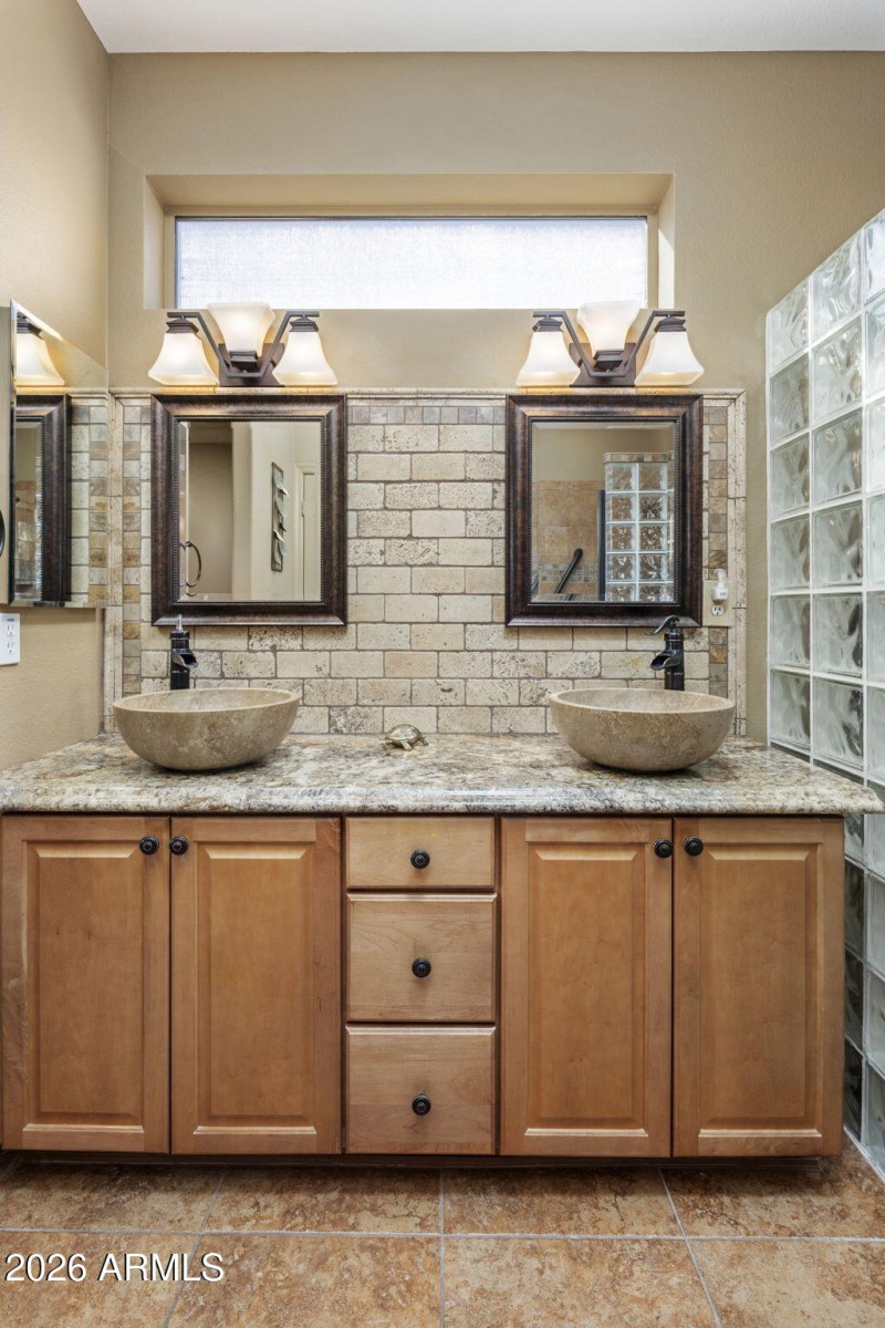 18-web-or-mls-IMG_4375