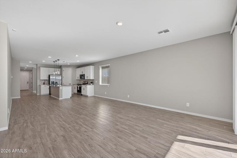 1-web-or-mls-11247 E Unger Ave, Mesa-5