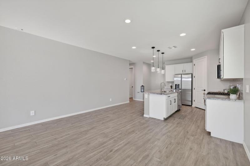 7-web-or-mls-11247 E Unger Ave, Mesa-9