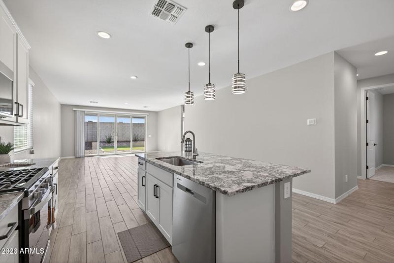 13-web-or-mls-11247 E Unger Ave, Mesa-12