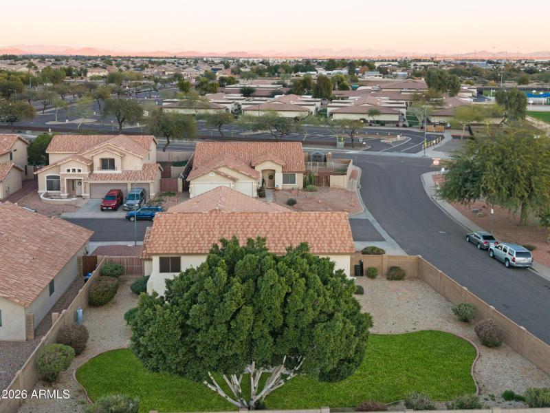 83-web-or-mls-16176-n-157th-ave