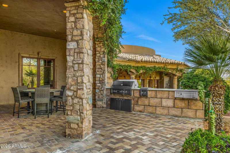 60outdoor lounge and bbq