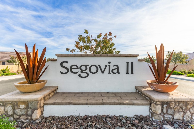 Segovia II community entrance sign