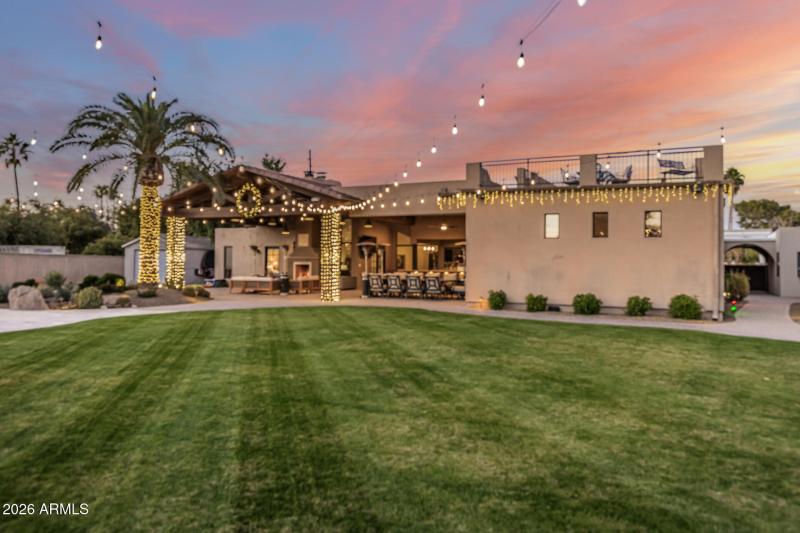 Covered Outdoor Kitchen and Dining