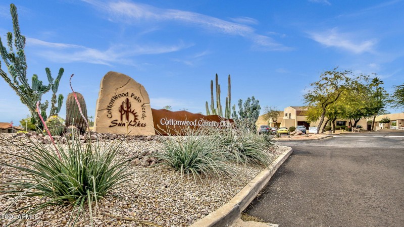 65-web-or-mls-10513-e-watford-way