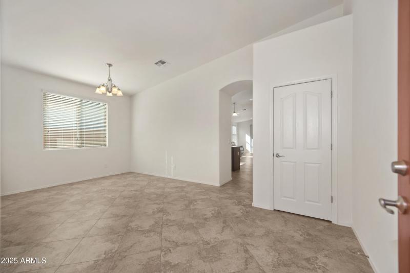 18222-E-la-Posada-Ct-6