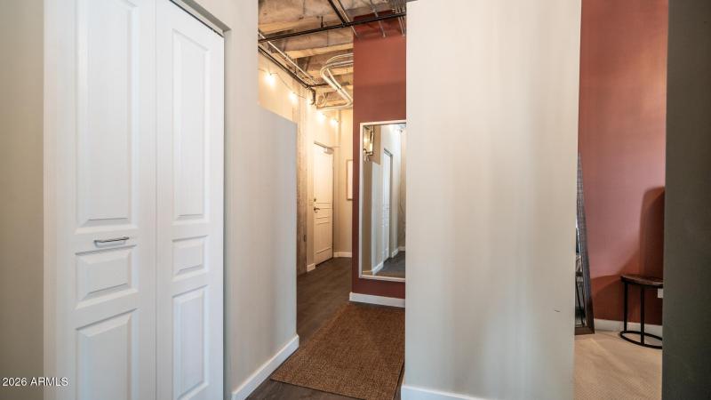 114 W Adams St Unit 503