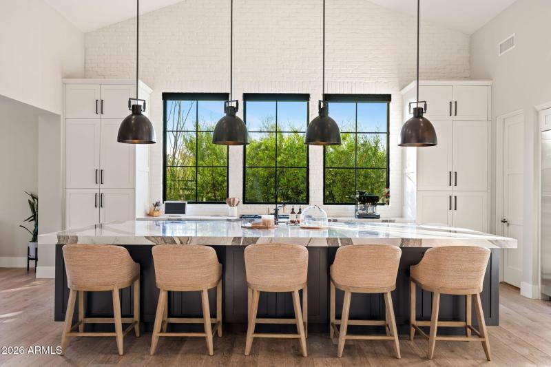 20-web-or-mls-22407-n-89th-st