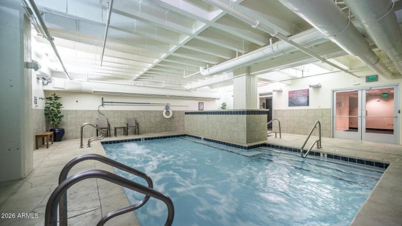 114 W Adams St Unit 503